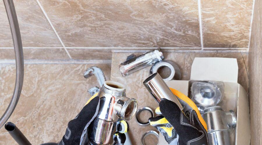 Professional gutter cleaning in Carlton, PA